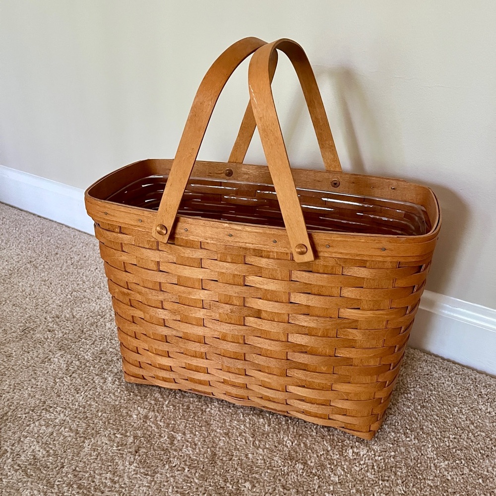 Longaberger Magazine Basket
